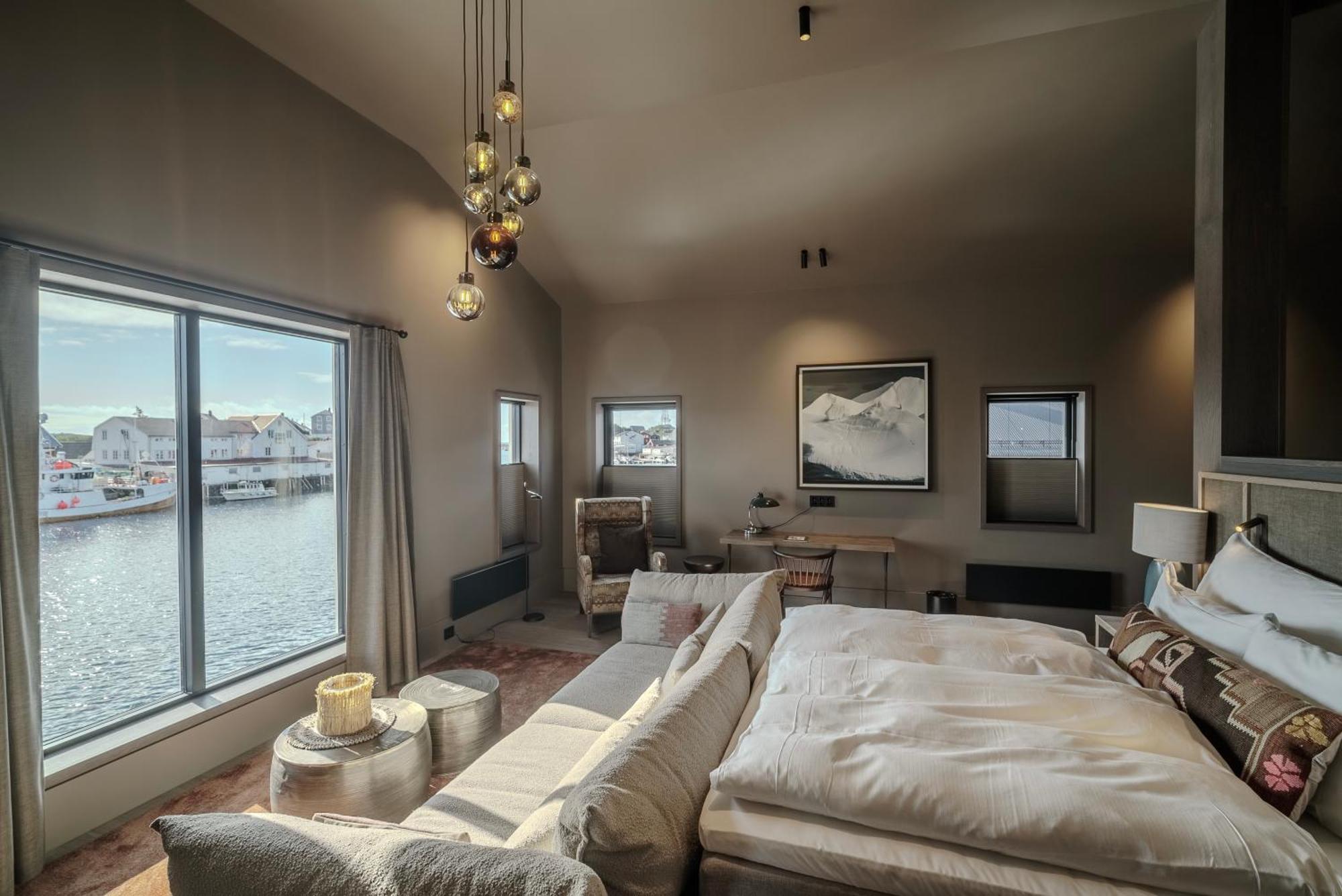 Henningsvaer Bryggehotell - By Classic Norway Hotels المظهر الخارجي الصورة