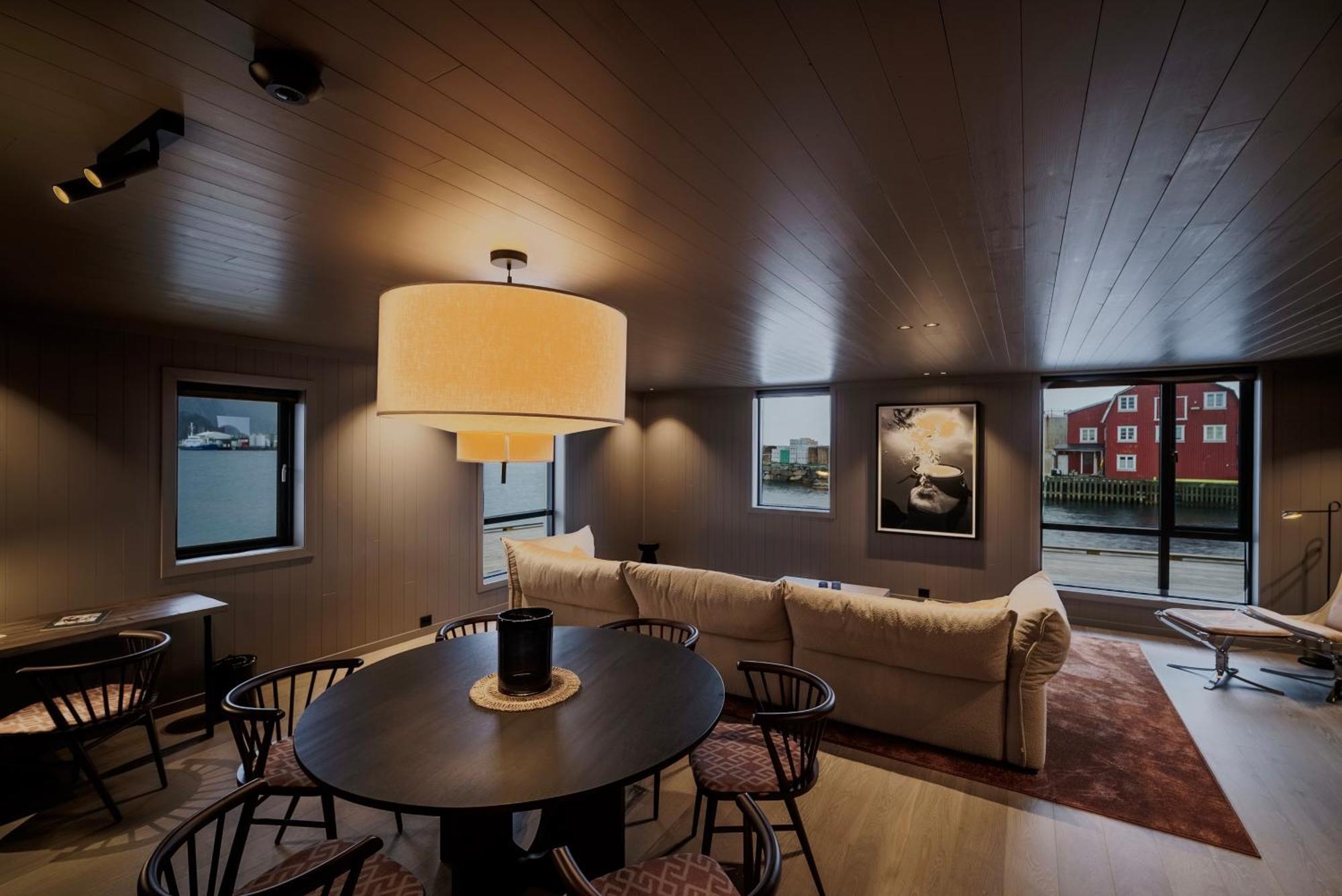 Henningsvaer Bryggehotell - By Classic Norway Hotels المظهر الخارجي الصورة