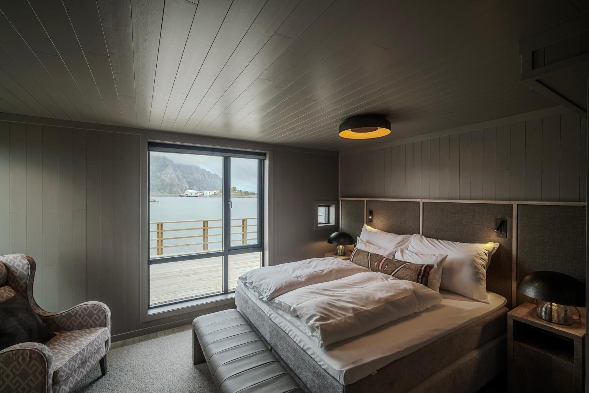 Henningsvaer Bryggehotell - By Classic Norway Hotels المظهر الخارجي الصورة