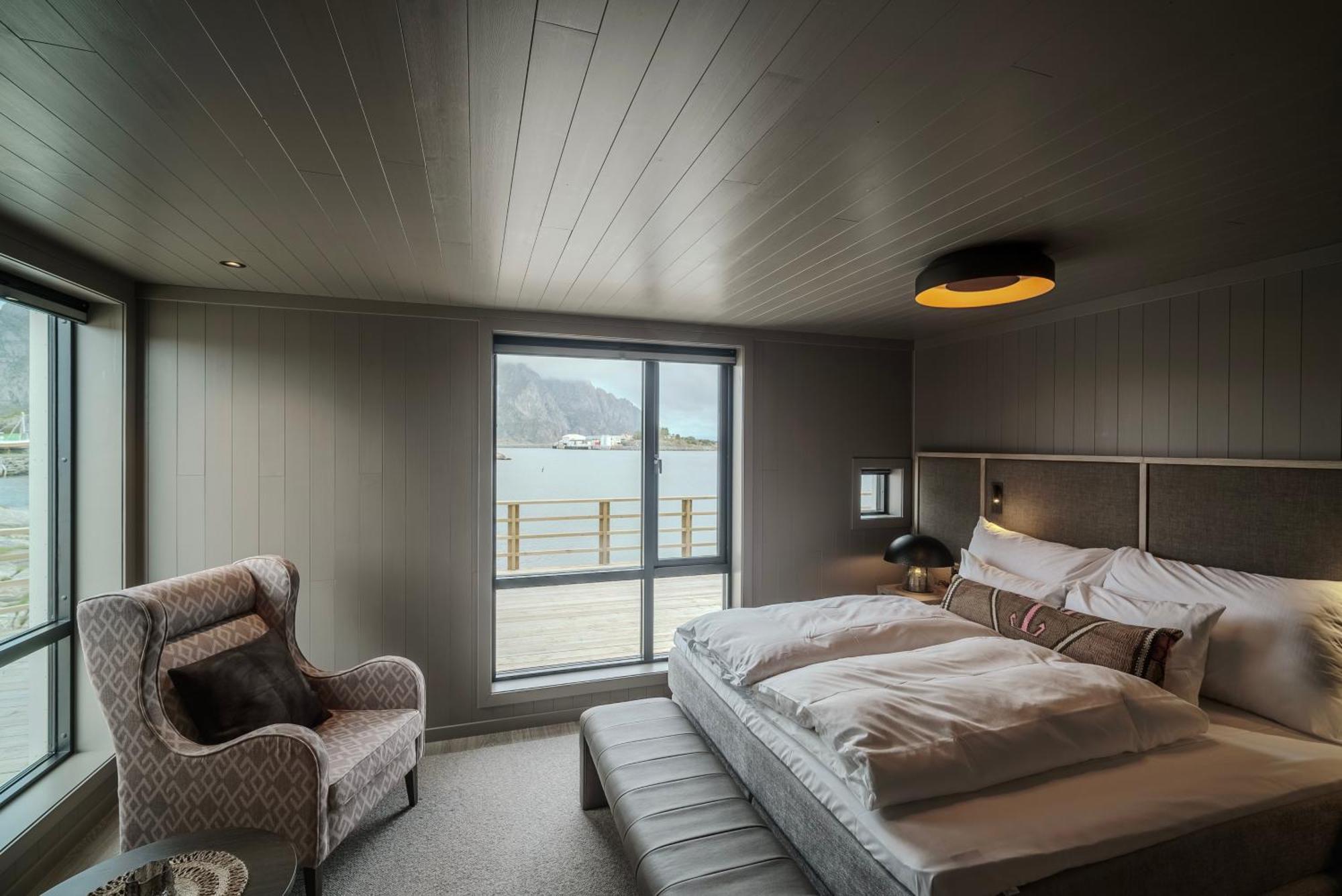 Henningsvaer Bryggehotell - By Classic Norway Hotels المظهر الخارجي الصورة